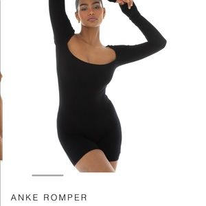 ARE YOU AM I Anke Romper